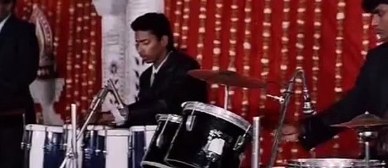 chuppana bhi nahi Aata [ High Quality ]