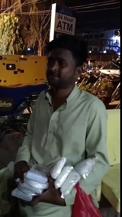 Talented singer in pakistan| Amazing voice