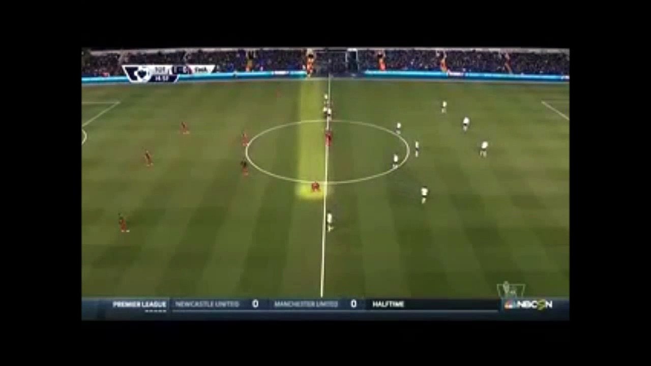 Bafetimbi Gomis Collapses On Pitch