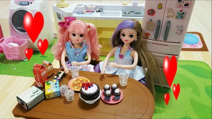 リカちゃん つばさちゃんと一緒にお菓子パーティー！こおりコロコロれいぞうこ！ ❤ 子供向け おもちゃ 人気 アニメ キッズ ごっこ 遊び トイキッズ Toy