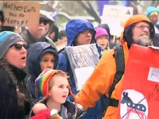 দায়িত্ব গ্রহণের শততম দিনে যুক্তরাষ্ট্রে ট্রাম্প বিরোধী বিক্ষোভ