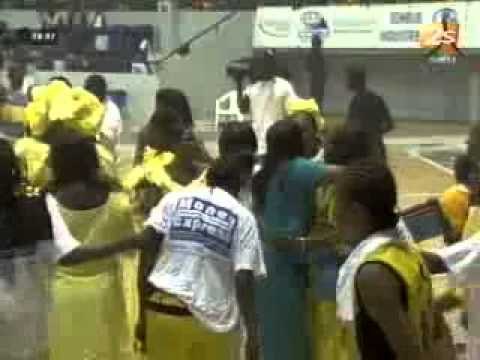 Remise de la Coupe Arc en Ciel à la DUC Vainqueur 2012 - 03 Juin 2012