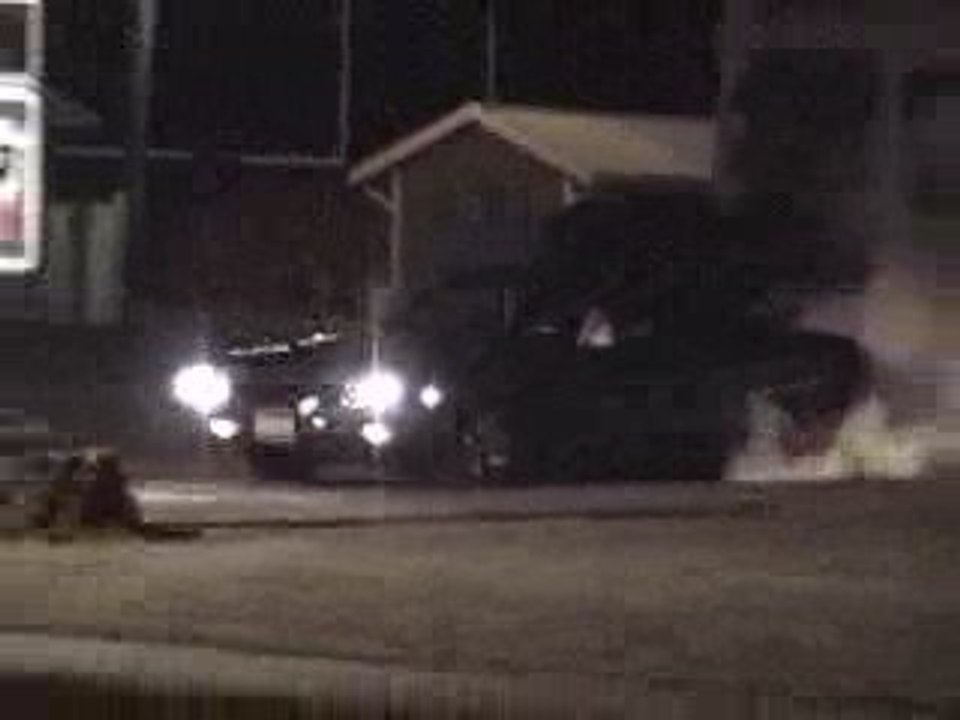 Challenger '74 drag and burnout