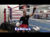 Boxing Champ Tells Prospect Dont Burn Yourself In Gym - EsNews Boxing