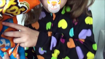 Bad Baby Giant Nachos and Candy Challenge Toy Freaks Victoria Annabelle-FyjT