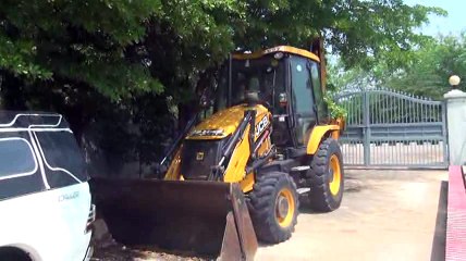 ဦးဘုန္းေမာ္ေရႊ ကတိအတိုင္း ကားလာအပ္ဟု မေကြး၀န္ႀကီးခ်ဳပ္ ေျပာ (႐ုပ္သံ)