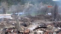 Çorum'da Köy Yangını: 50 Ev Yandı