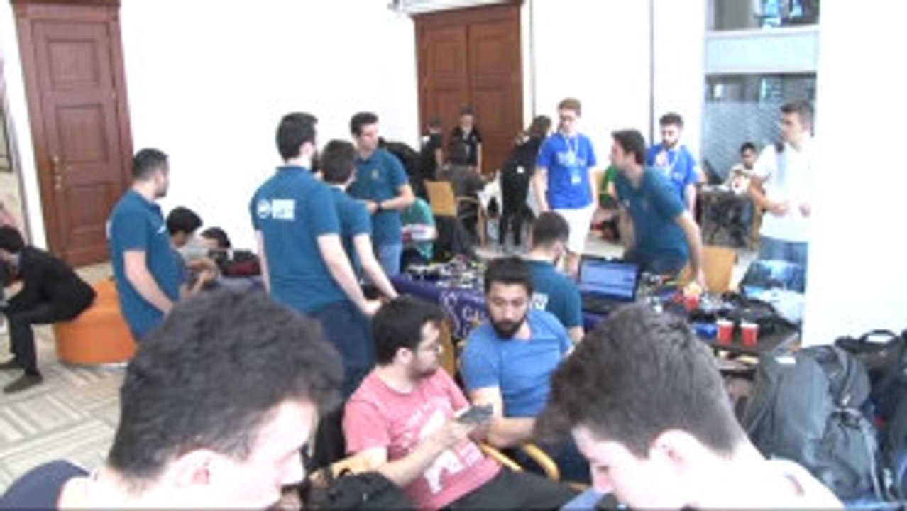 Bau'da Robotlar Yarışıyor