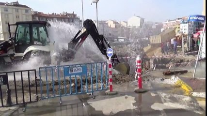 Dikkatsiz Operatör Su Borusunu Patlattı
