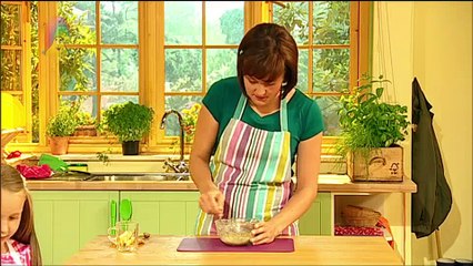 I Can Cook - S1E24. Chunky Banana Bread