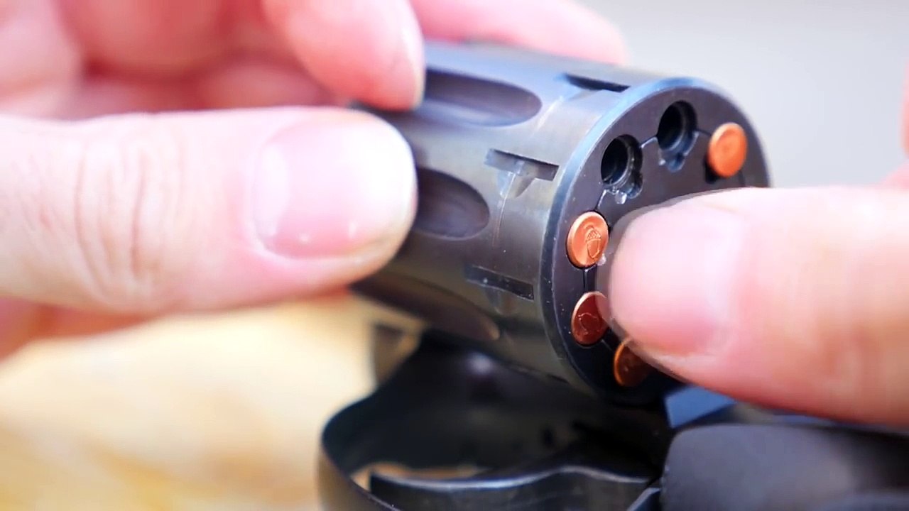 EXPERIMENT GUN vs AXE BODY SPRAY