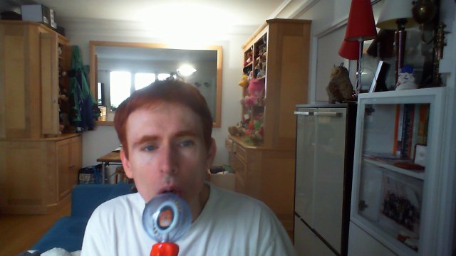 Wiwi égratigne celebrate de Whitney Houston & Jordin Sparks