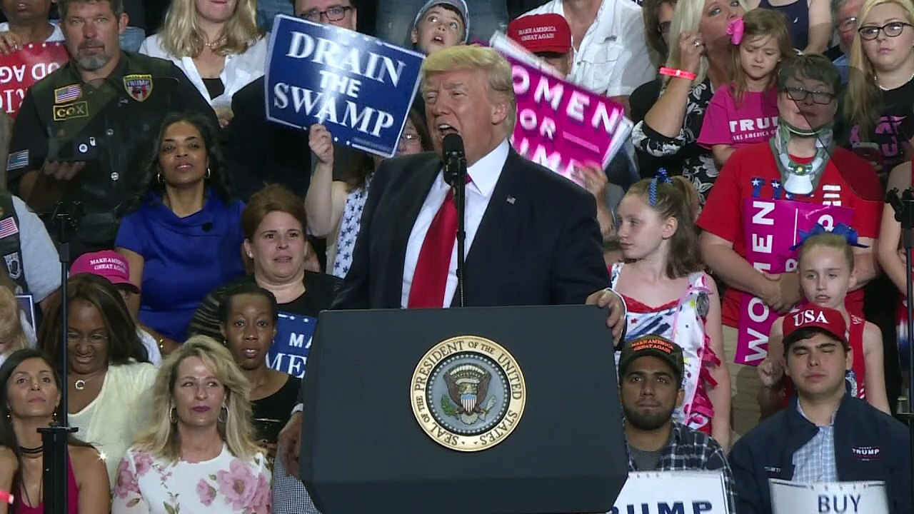 100 Tage im Amt: Trump lässt sich bejubeln