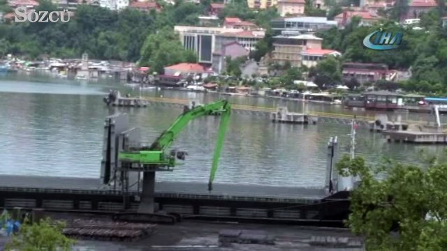 Zonguldak Limanı'nda antitank füzesi parçası ele geçirildi
