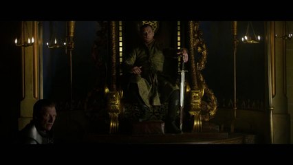 King Arthur Legend of the Sword -That's Far Enough