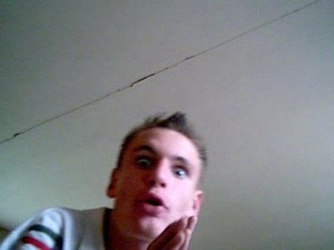 gollum lachez des coms