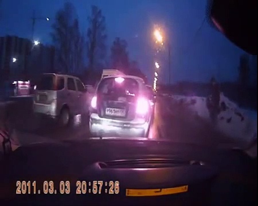 Пропустил пешеходов
