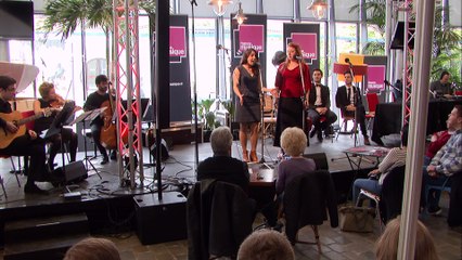 "Reste" par l'American Music Theater LIVE