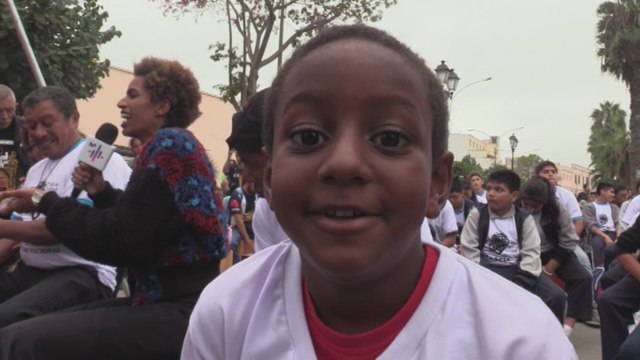 El cajón peruano celebra 40 años de revolucionar el flamenco junto a Paco de Lucía