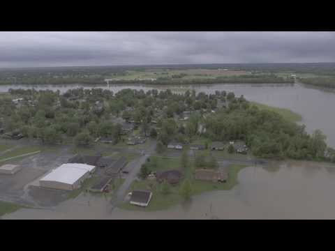 Heavy Rain Inundates Southern Illinois Towns