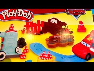 Watch PlayDoh Bring Pixar's Mater & Lightning McQueen to Life! 🚗✨