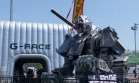 Tiongkok Perkenalkan Robot Gladiator Terbaru