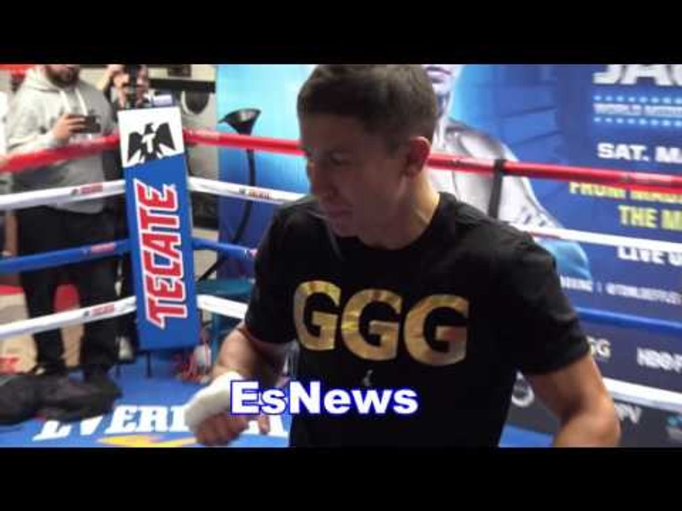gennady golovkin in the gym warm up jumping rope EsNews Boxing