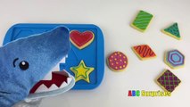 PET SHARK Eats Cookies Learn Shapes with Baking Cookies Toy Playset for Kids ABC Surprises-Ezp