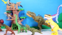 Jurassic World Dinosaur Toys Shooting CHALLENGE _ Dino Bots Robot Blaster Gun Toy Review-TSOrPBxM