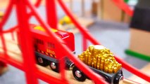 Toys Demo - BRIO Cars & Trains - BARRIER RULES! Toy Railway Trains & Trucks Videos for Kids-0I