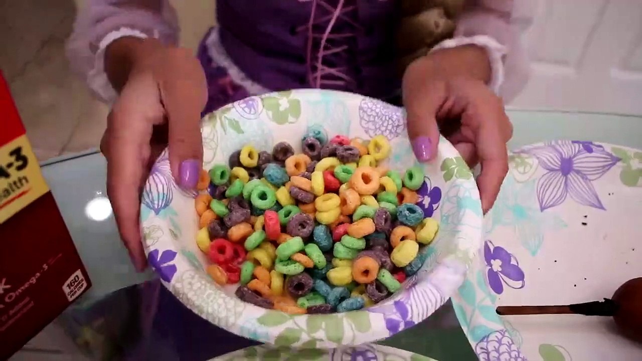 SUMO Princess Rapunzel FIGHT Joker! w_ Spiderman & The Witch Funny Superhero in Real Life-Ht-j