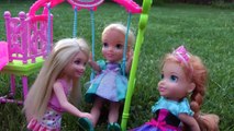 Cupcakes, Gummy bears ! Afraid of ANTS & Dogs !  ELSA ANNA Toddlers playing-qzV4h