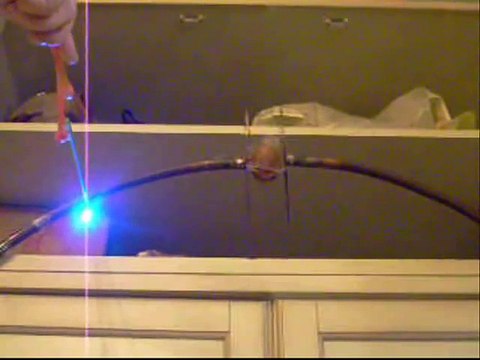 10 Campo Elettrico e Campo Magnetico Causa ed Effetto Electric and Magnetic Fields Cause and Effect