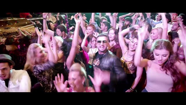 'Birthday Bash' FULL VIDEO SONG - Yo Yo Honey Singh - Dilliwaali Zaalim Girlfriend - Divyendu Sharma