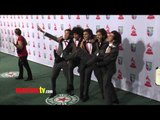 Los Mesoneros XIII Latin Grammy Awards Alfombra Verde ARRIVALS