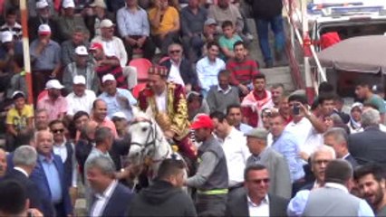 Kumluca Güreşlerinde Orhan Okulu Üçüncü Kez Başpehlivan Oldu