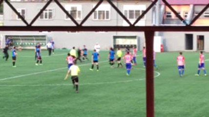 Taraftarlar Hakeme Saldırdı