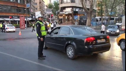Taksim Meydanı’na Çıkan Yollar Trafiğe Kapatıldı