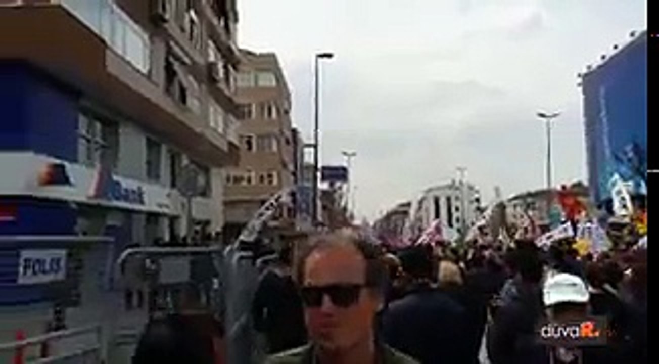 1 Mayıs - Polis Bakırköy'de havaya ateş açtı