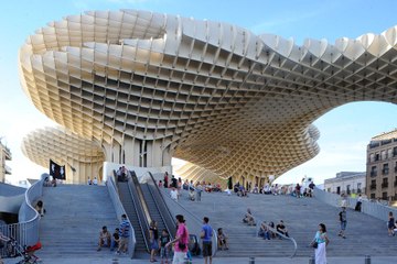 Arquitectura y urbanismo (Architecture and Urbanism )