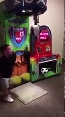 No retreat, no surrender - Не отступать и не сдаваться!