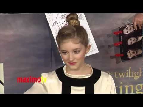 Willow Shields TWILIGHT Breaking Dawn Part 2 Premiere ARRIVALS