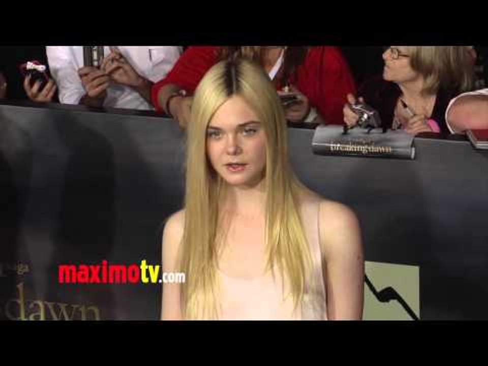 Elle Fanning TWILIGHT "Breaking Dawn Part 2" Premiere ARRIVALS