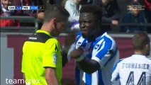 Muntari abandona jogo após receber cartão por reclamar de insultos racistas