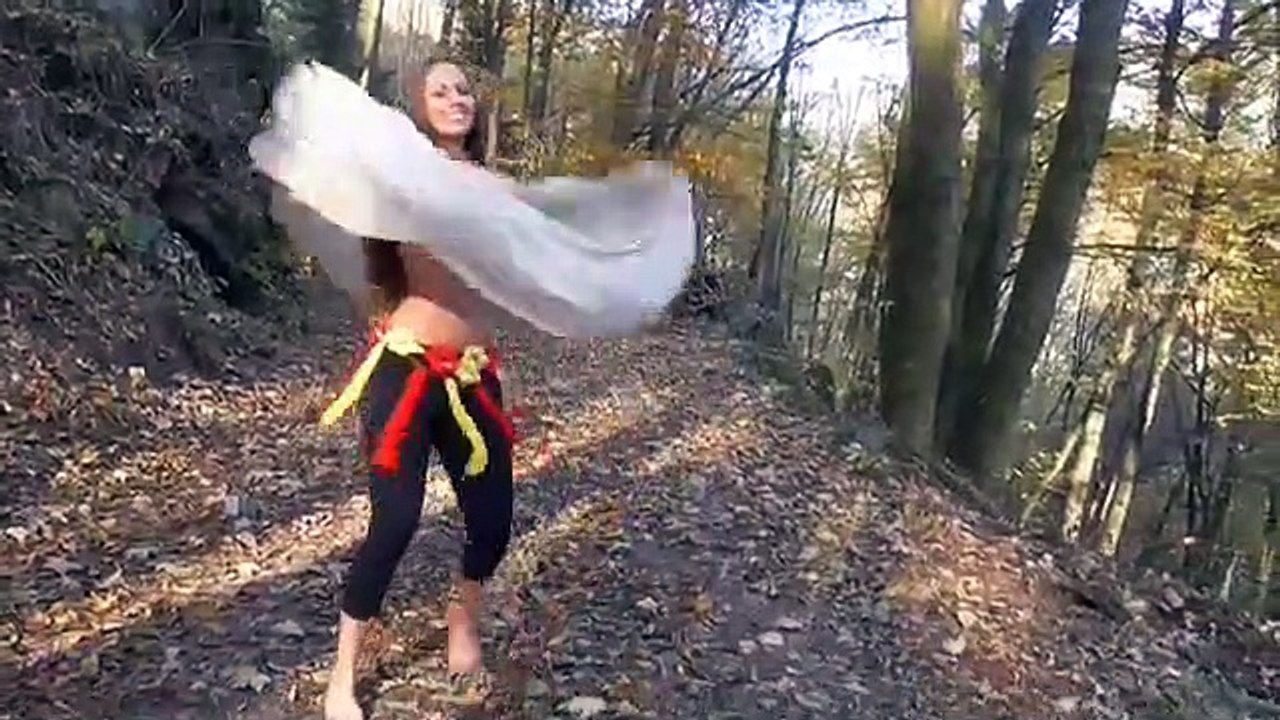 El Alem Allah - Amr Diab - Isabella Belly Dance HD
