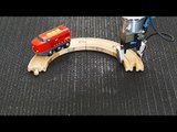 Robot Creates Train Track Loop