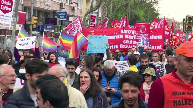 Les défilés du 1er mai à travers le monde