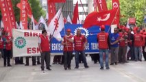Eskişehir'de Iki Ayrı Alanda 1 Mayıs Kutlaması