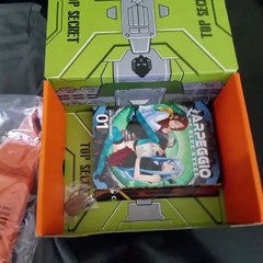 Unboxing: Loot Anime - July 2016