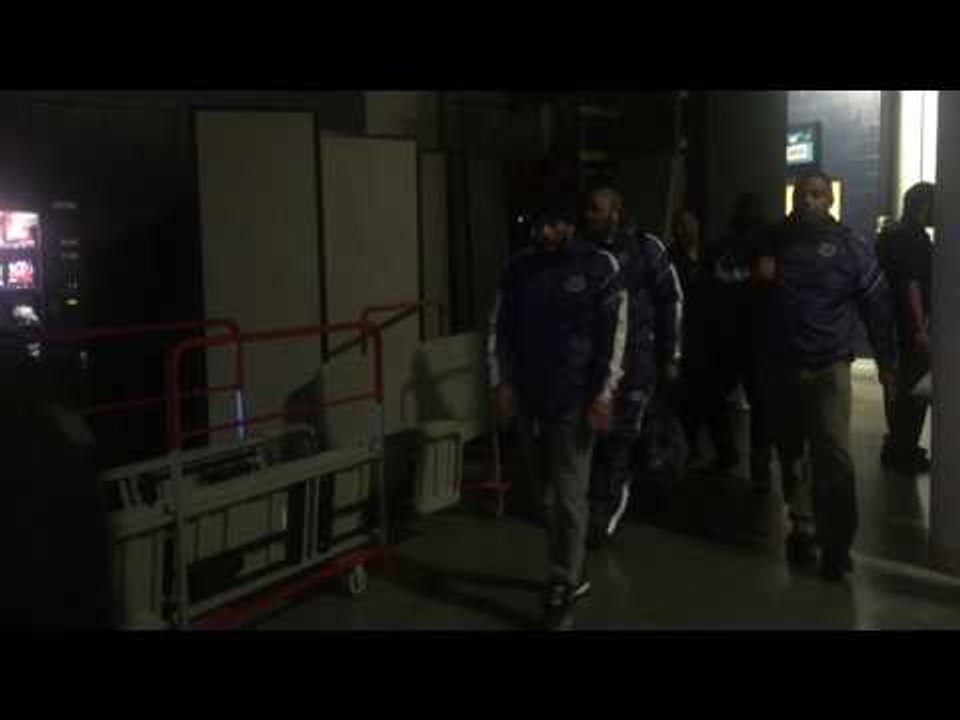 Lamont peterson walking into arena